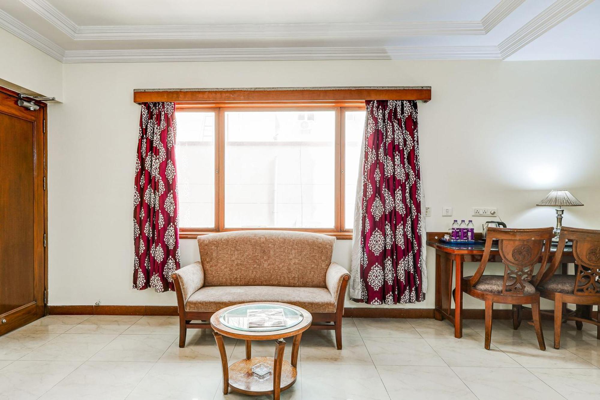 Townhouse Oak Vibe Vacation Hotels Visakhapatnam Exterior photo