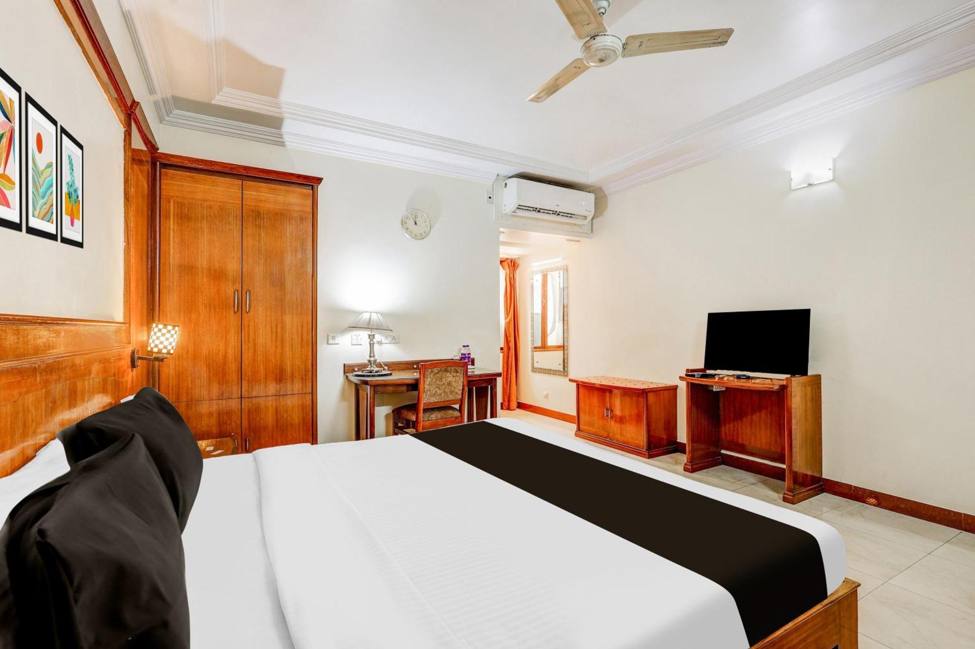 Townhouse Oak Vibe Vacation Hotels Visakhapatnam Exterior photo