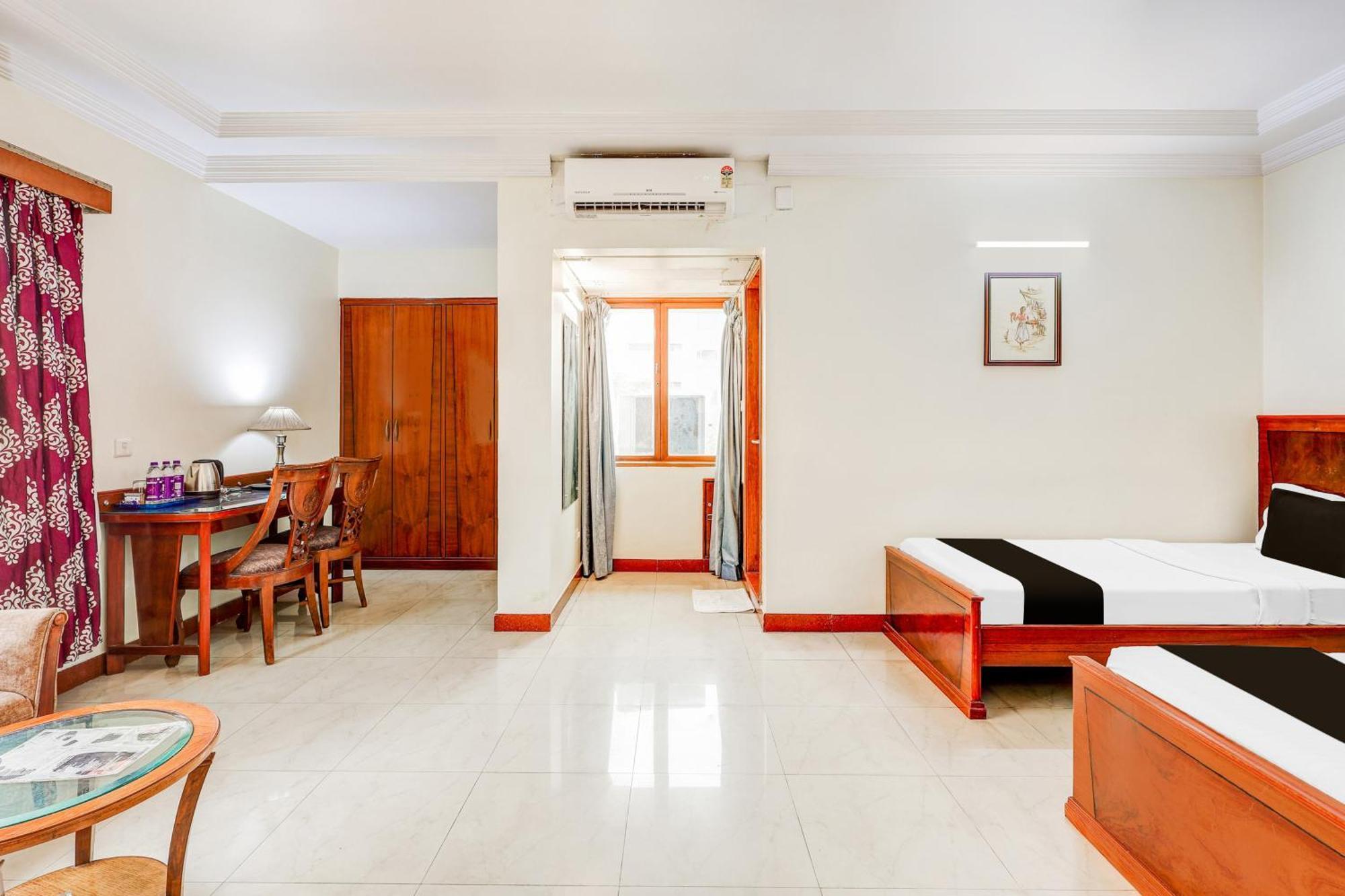 Townhouse Oak Vibe Vacation Hotels Visakhapatnam Exterior photo