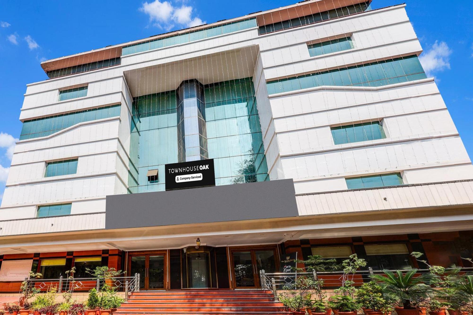 Townhouse Oak Vibe Vacation Hotels Visakhapatnam Exterior photo